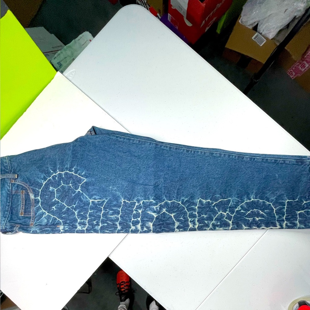 Supreme Shibori Dyed Logo Jeans Indigo Color Mens Sz 36 Loose Fit Baggy Jeans